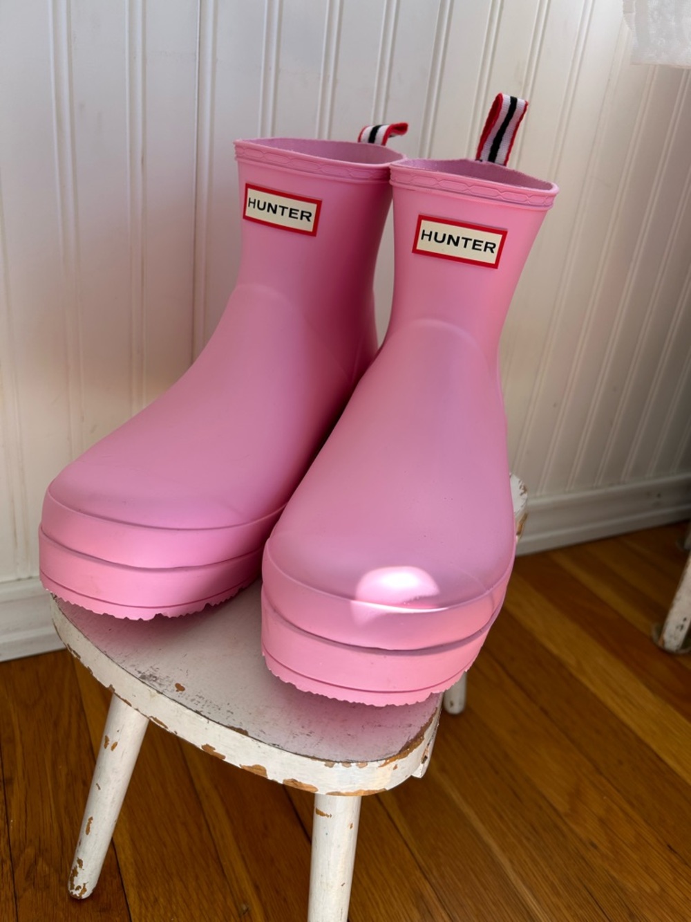 Hunter Bright Pink Short Wellington Boots